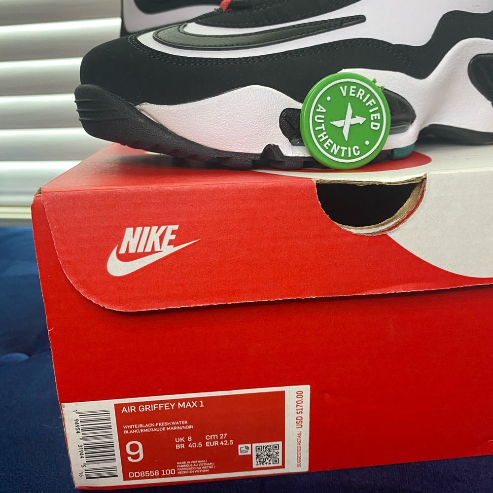 COPY - Air Griffey Max 1 'Freshwater' 2021